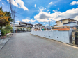 接道状況および現場風景 【八王子市丸山町】 建物のプレゼンをさせていただきますので、実際の完成イメージを思い描いていただくことができます。お気軽にお問合せ下さい。 接道状況および現場風景 【八王子市丸山町】 建物のプレゼンをさせていただきますので、実際の完成イメージを思い描いていただくことができます。お気軽にお問合せ下さい。