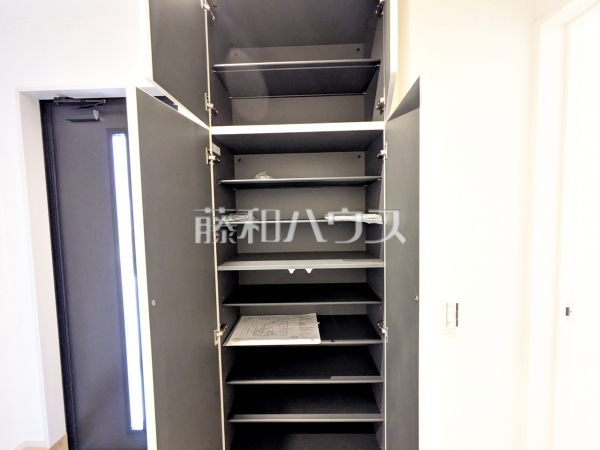 玄関収納 【多摩市一ノ宮4丁目】 玄関収納 【多摩市一ノ宮4丁目】