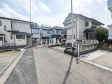 接道状況および現場風景(現況:古屋あり) 【東大和市中央4丁目】 接道状況および現場風景(現況:古屋あり) 【東大和市中央4丁目】