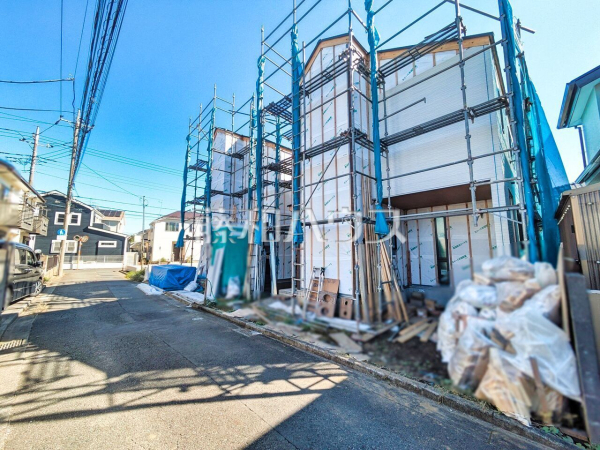 接道状況および現場風景 【西東京市泉町2丁目】 接道状況および現場風景 【西東京市泉町2丁目】