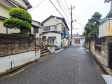 接道状況および現場風景(現況:古屋有) 【富士見市羽沢1丁目】 接道状況および現場風景(現況:古屋有) 【富士見市羽沢1丁目】