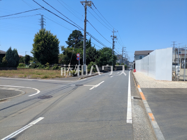 接道状況および現場風景 【東村山市廻田町1丁目】 接道状況および現場風景 【東村山市廻田町1丁目】