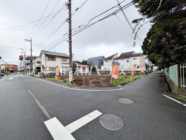 接道状況および現場風景 【日野市多摩平6丁目】 接道状況および現場風景 【日野市多摩平6丁目】