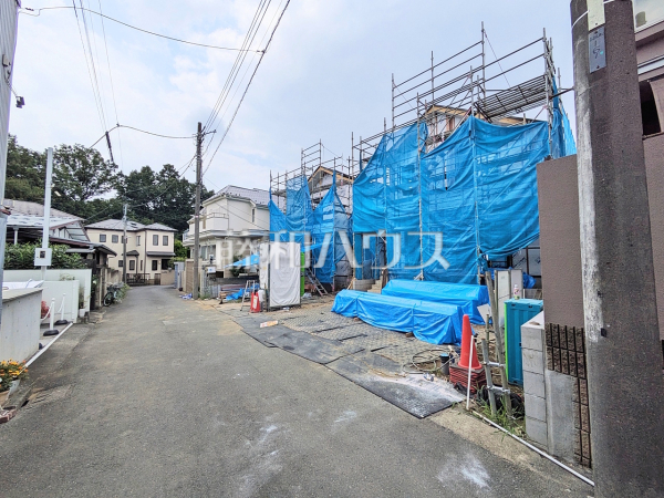 接道状況および現場風景 【小金井市緑町3丁目】 接道状況および現場風景 【小金井市緑町3丁目】