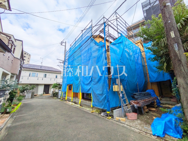 接道状況および現場風景 【府中市是政5丁目】 接道状況および現場風景 【府中市是政5丁目】