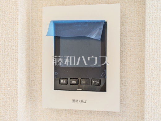 TVモニター付きインターホン 【那覇市具志2丁目】 訪問者がわかるTVモニター付インターホンは、お子様のお留守番にも活躍するかも?!