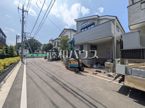 接道状況および現場風景 【東村山市久米川町3丁目】 接道状況および現場風景 【東村山市久米川町3丁目】