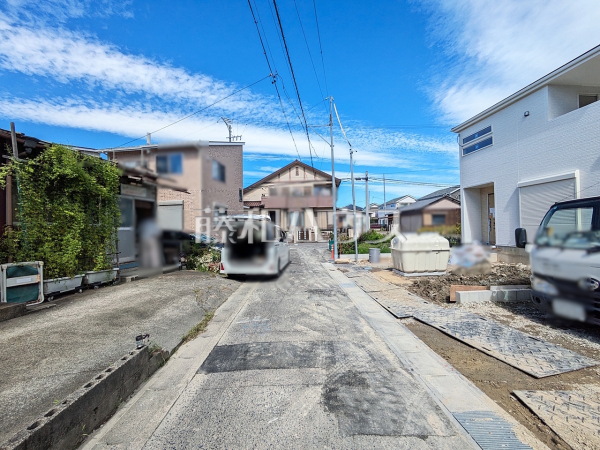 接道状況および現場風景 【北名古屋市熊之庄屋形】 接道状況および現場風景 【北名古屋市熊之庄屋形】
