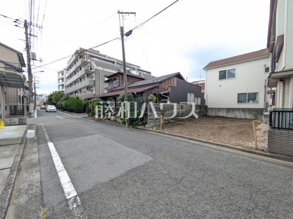 接道状況および現場風景 【八王子市元横山町3丁目】 接道状況および現場風景 【八王子市元横山町3丁目】