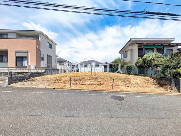 現地写真 【八王子市絹ケ丘2丁目】 建物のプレゼンをさせていただきますので、実際の完成イメージを思い描いていただくことができます。お気軽にお問合せ下さい。 現地写真 【八王子市絹ケ丘2丁目】 建物のプレゼンをさせていただきますので、実際の完成イメージを思い描いていただくことができます。お気軽にお問合せ下さい。