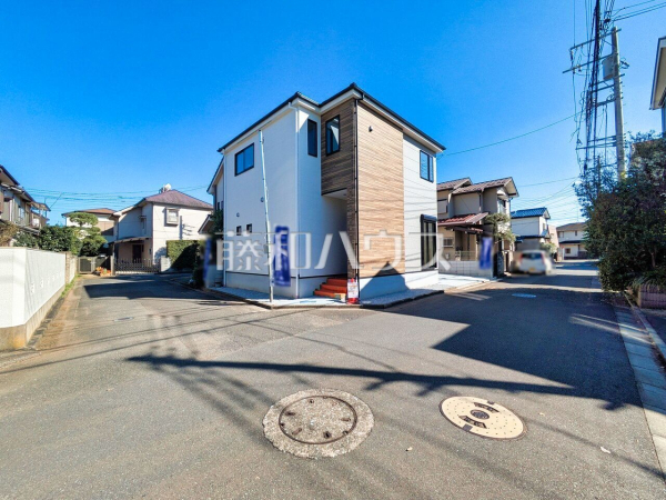 接道状況および現場風景 【西東京市谷戸町1丁目】 接道状況および現場風景 【西東京市谷戸町1丁目】