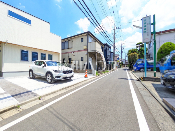 接道状況および現場風景 【板橋区赤塚6丁目】 接道状況および現場風景 【板橋区赤塚6丁目】