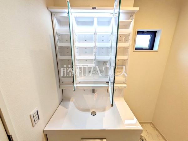 2号棟 洗面台収納 【板橋区赤塚6丁目】 2号棟 洗面台収納 【板橋区赤塚6丁目】