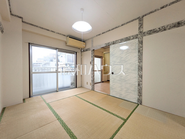 和室 【メイゾン立川二番館】 和室 【メイゾン立川二番館】