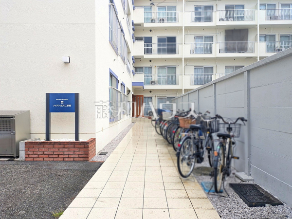 エントランス 【メイゾン立川二番館】 エントランス 【メイゾン立川二番館】