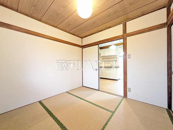 和室 【メイゾン立川二番館】 和室 【メイゾン立川二番館】