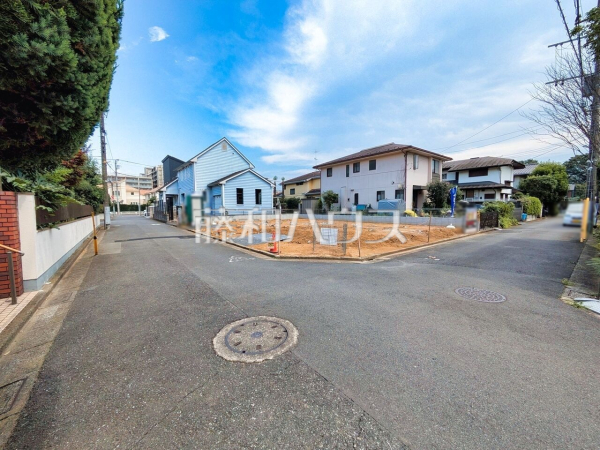 接道状況および現場風景 【東久留米市南沢5丁目】 接道状況および現場風景 【東久留米市南沢5丁目】