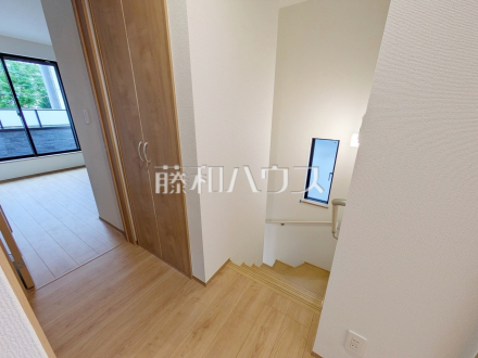 A号棟 2F廊下 【三鷹市新川4丁目】/撮影日2026/09/27
