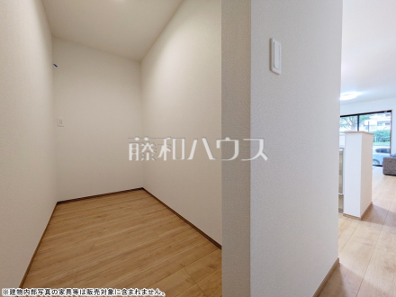 A号棟 パントリー 【三鷹市新川4丁目】/撮影日2026/09/27