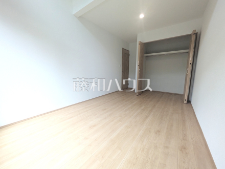 A号棟 居室 【三鷹市新川4丁目】/撮影日2026/08/21