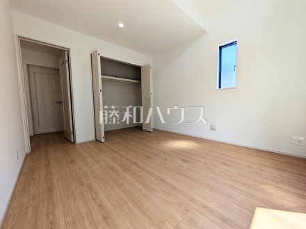 B号棟 居室 【三鷹市新川4丁目】/撮影日2026/08/28