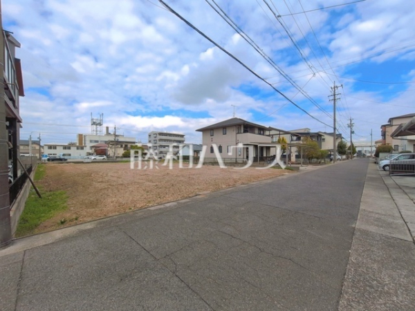 接道状況および現場風景 【名古屋市北区中味鋺3丁目】 接道状況および現場風景 【名古屋市北区中味鋺3丁目】