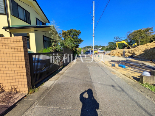 接道状況および現場風景 【春日井市高座台4丁目】