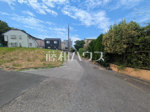 接道状況および現場風景 【春日井市高座台4丁目】