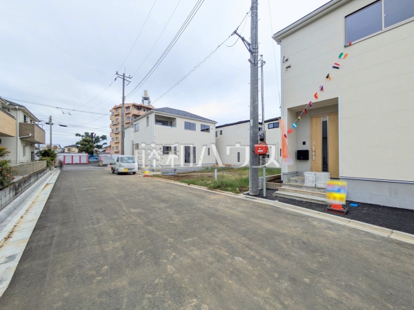接道状況および現場風景 【富士見市羽沢2丁目】 接道状況および現場風景 【富士見市羽沢2丁目】