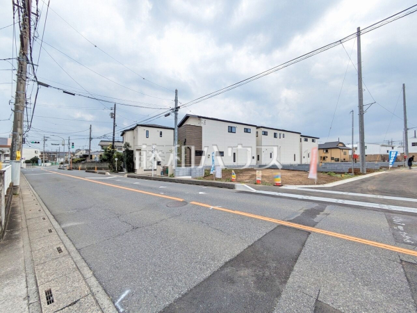接道状況および現場風景 【富士見市羽沢2丁目】 接道状況および現場風景 【富士見市羽沢2丁目】