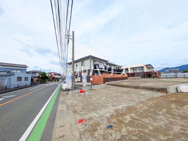 接道状況および現場風景 【糟屋郡粕屋町内橋東1丁目】 接道状況および現場風景 【糟屋郡粕屋町内橋東1丁目】