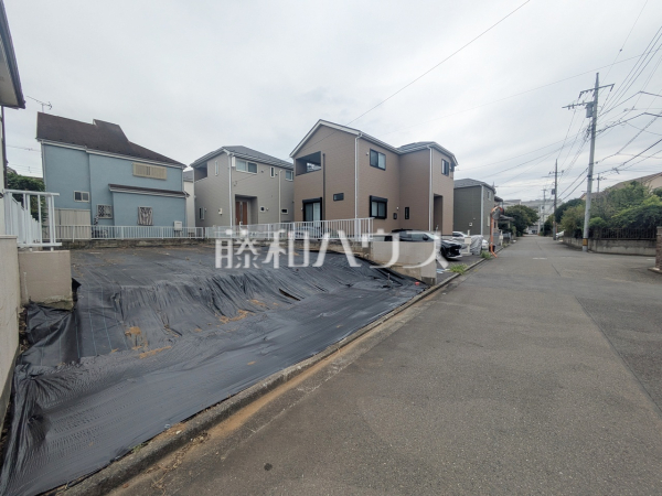 接道状況および現場風景 【日野市石田1丁目】 接道状況および現場風景 【日野市石田1丁目】
