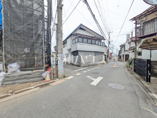 接道状況および現場風景 【富士見市上沢1丁目】 接道状況および現場風景 【富士見市上沢1丁目】