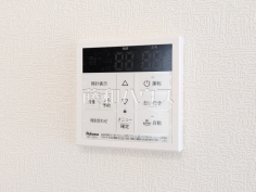 発電・温水設備 【昭島市昭和町3丁目】 発電・温水設備 【昭島市昭和町3丁目】