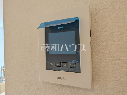 TVモニター付きインターホン 【国分寺市富士本1丁目】 訪問者がわかるTVモニター付インターホンは、お子様のお留守番にも活躍するかも?!/撮影日2026/08/06