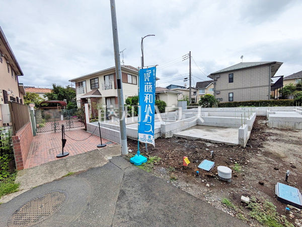 接道状況および現場風景 【小金井市本町2丁目】 接道状況および現場風景 【小金井市本町2丁目】