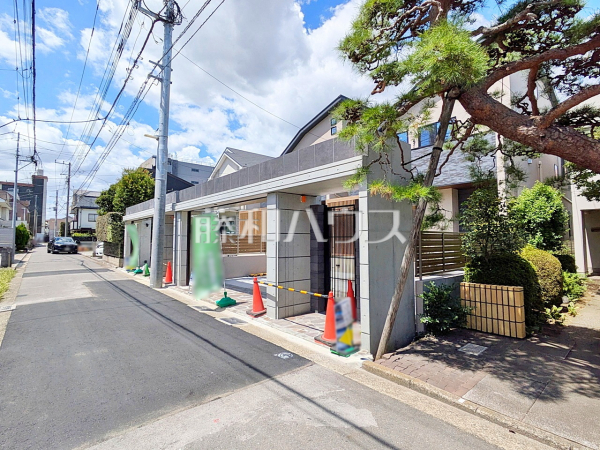 接道状況および現場風景 【武蔵野市吉祥寺東町2丁目】 接道状況および現場風景 【武蔵野市吉祥寺東町2丁目】