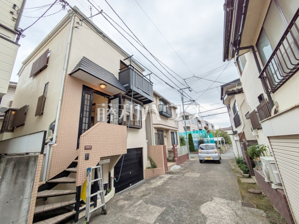 接道状況および現場風景 【調布市西つつじケ丘1丁目】 接道状況および現場風景 【調布市西つつじケ丘1丁目】