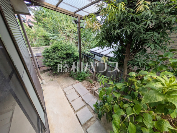 庭 【春日井市浅山町4丁目】 庭 【春日井市浅山町4丁目】