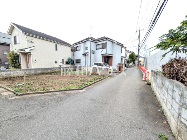 接道状況および現場風景 【東村山市恩多町1丁目】 接道状況および現場風景 【東村山市恩多町1丁目】