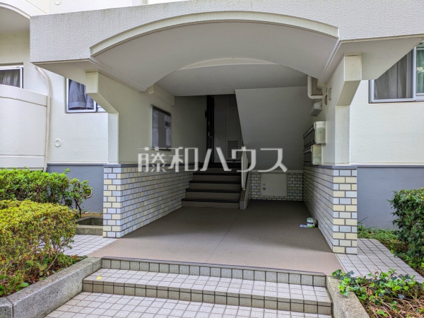 エントランス 【富士見・公園通り住宅2号棟】 エントランス 【富士見・公園通り住宅2号棟】
