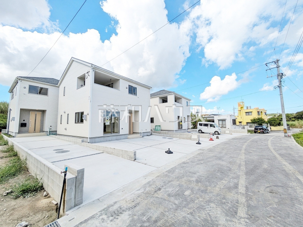 接道状況および現場風景 【南城市玉城字愛地】 接道状況および現場風景 【南城市玉城字愛地】
