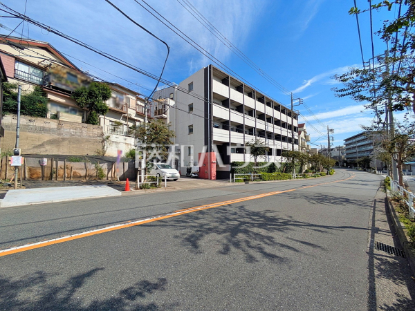接道状況および現場風景 【板橋区西台3丁目】 接道状況および現場風景 【板橋区西台3丁目】