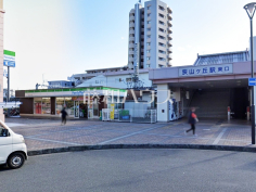 ファミリーマート西武狭山ケ丘駅前店 ファミリーマート西武狭山ケ丘駅前店
