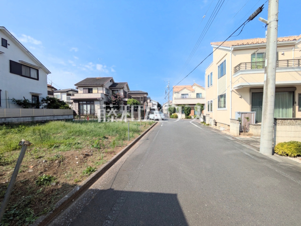 接道状況および現場風景 【東村山市久米川町4丁目】 接道状況および現場風景 【東村山市久米川町4丁目】