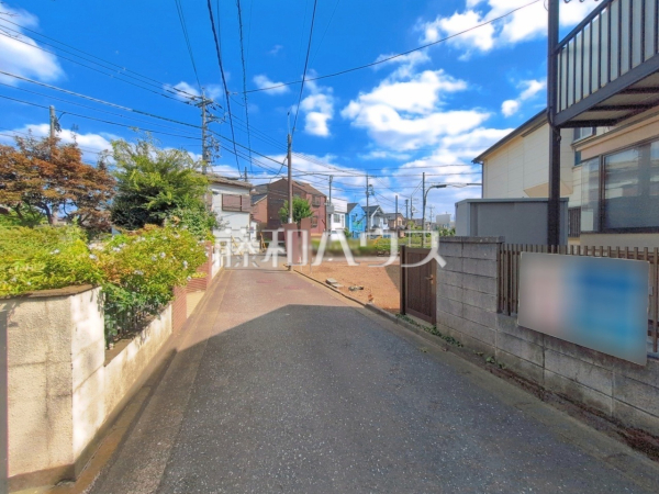 接道状況および現場風景 【東久留米市柳窪2丁目】 接道状況および現場風景 【東久留米市柳窪2丁目】