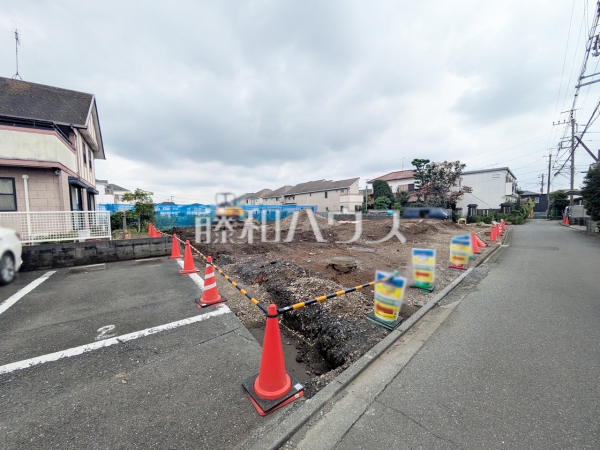 接道状況および現場風景 【狛江市猪方3丁目】 接道状況および現場風景 【狛江市猪方3丁目】