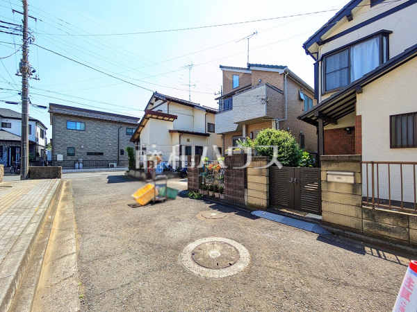接道状況および現場風景 【富士見市羽沢3丁目】 接道状況および現場風景 【富士見市羽沢3丁目】