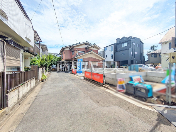 接道状況および現場風景 【志木市本町3丁目】 接道状況および現場風景 【志木市本町3丁目】