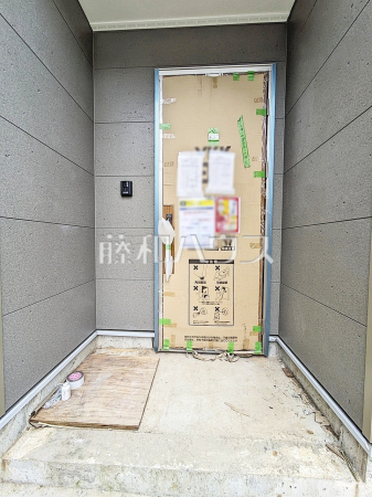 1号棟 玄関 【八王子市横川町】 1号棟 玄関 【八王子市横川町】